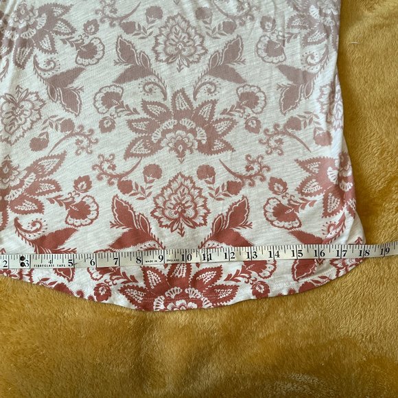 LOFT Tee Shirt Size Small Floral Paisley Pattern Graduated Colours Lovely - Picture 8 of 14